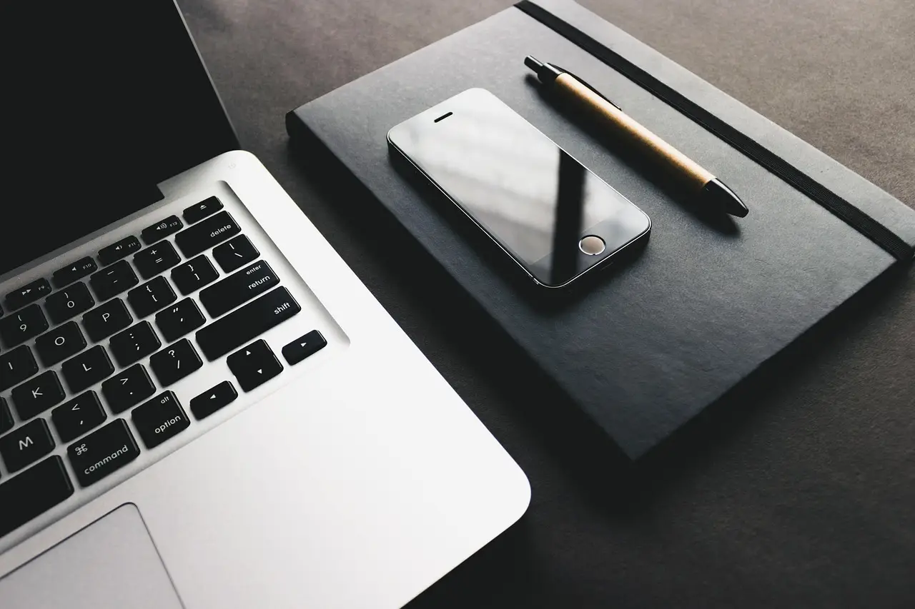 Apple takes "monumental step forward" with first touchscreen MacBook