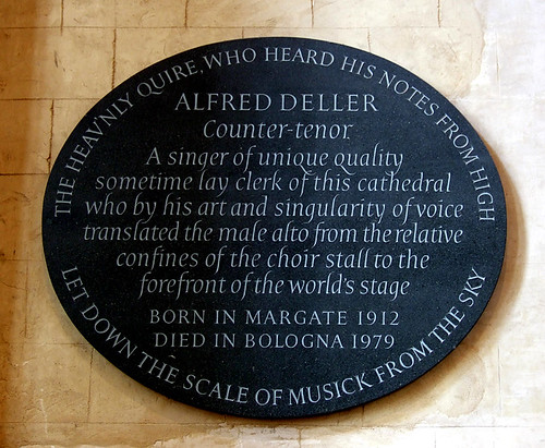 Popular English composer dies, 76