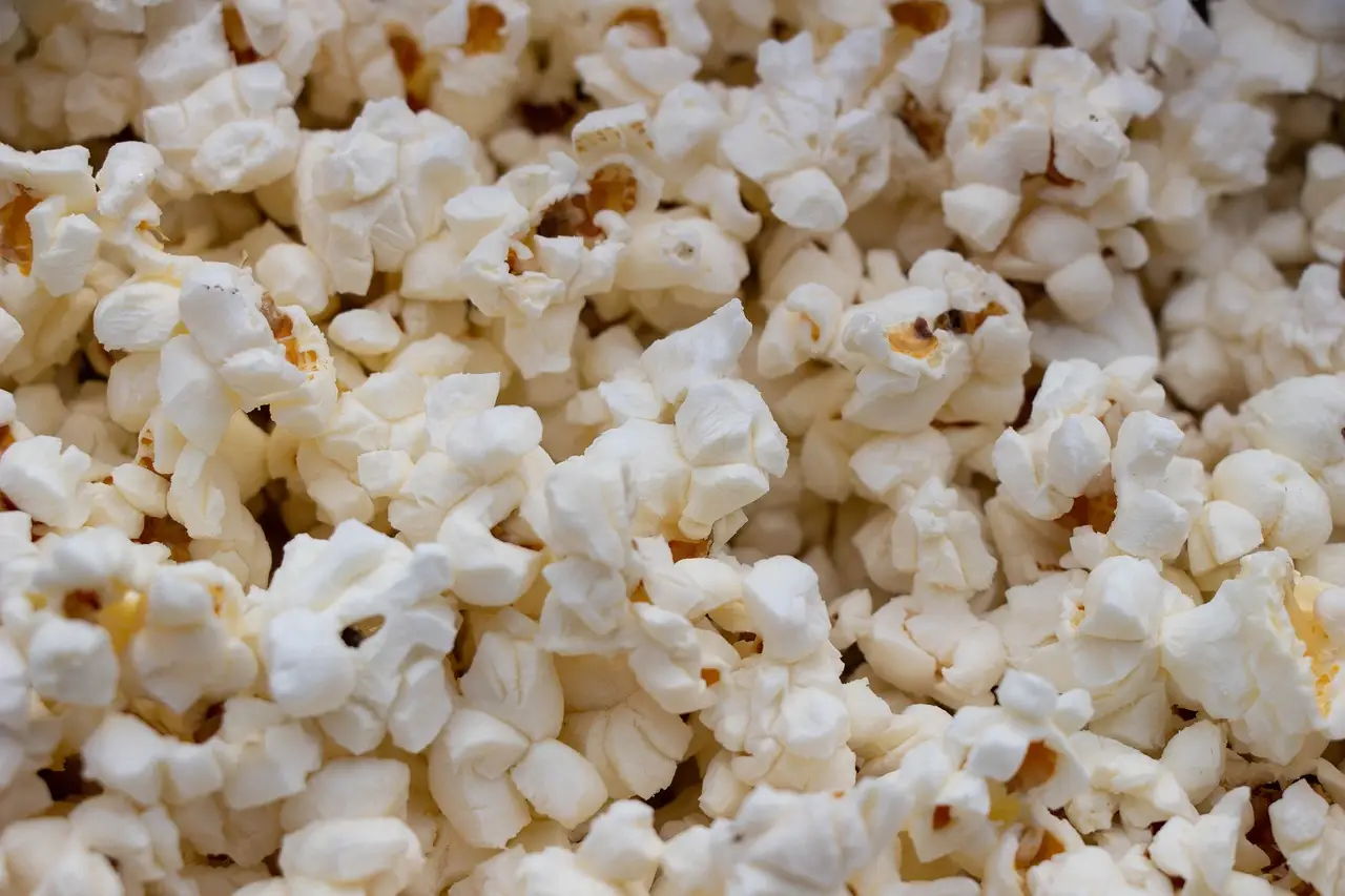 ‘Dune 3’ Popcorn Bucket Has Two Sandworms That ‘Make It Easier to Share’