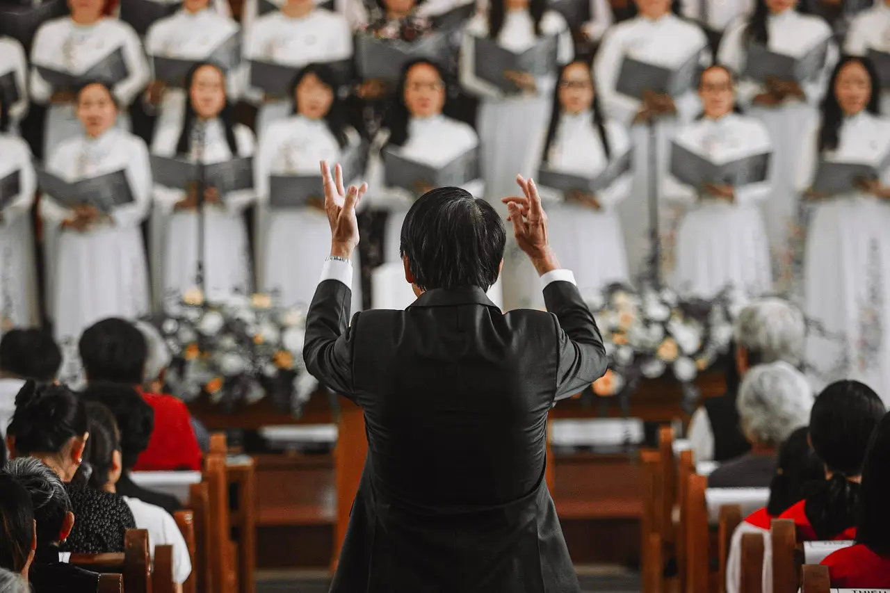 Acrobatic Pastor’s Secret Obsession Drives Boo Junfeng’s ‘Trinity’ at Tokyo Gap-Financing Market